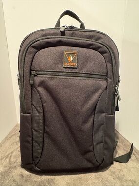 Slinger Alpine 200 Lightweight Compact Camera Backpack Black